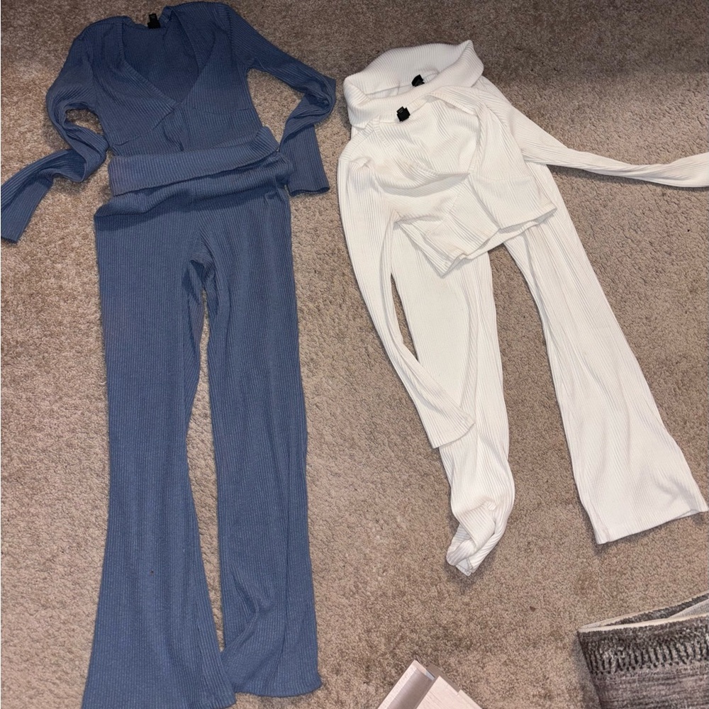 2 Ribbed Long Sleeve CropTop & High-Waist Flare Pants Sets- Blue & Cream - Picture 3 of 16